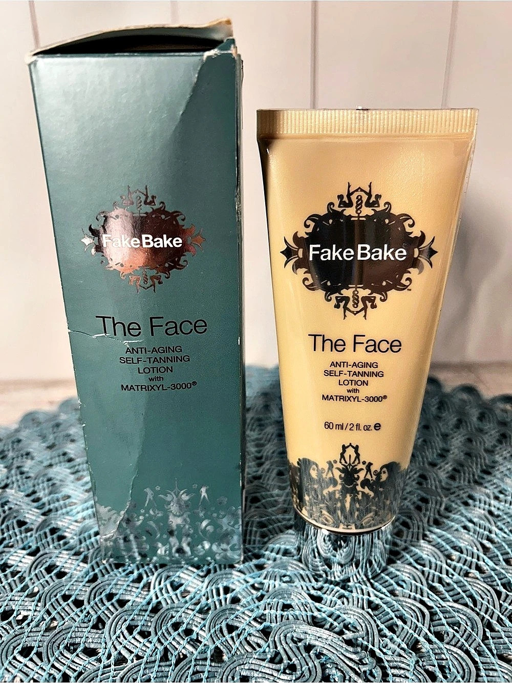 Fake Bake The Face Anti-Aging Self-Tanning Lotion with Matrixyl-3000